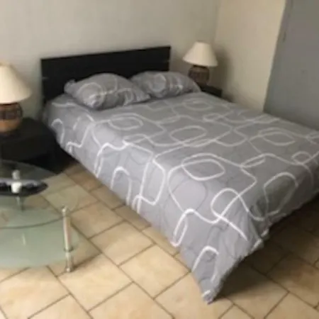 Appartement La Marquise Rochefort, Centre-ville, Proche Cite *